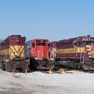 WC SD45s 7500 and 7581 as well as GT 5922 sits in the Homewood deadline
