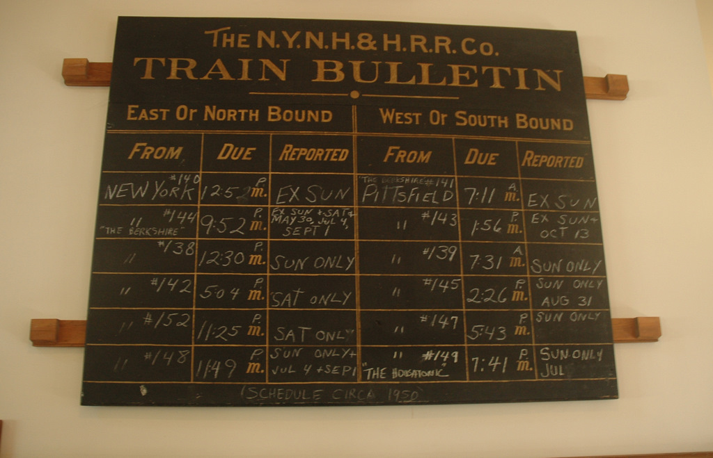 Old NH RR Bulletin Schedule Board