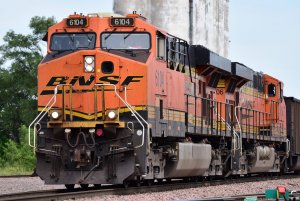 BNSF 6104_2_061420.JPG