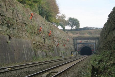 Network+Rail+Severn+Tunnel+Rock+Cutting+Devegetation+Vertex+Access.jpg