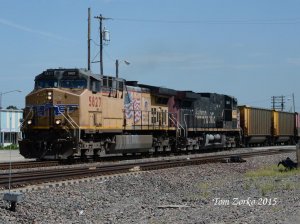 UP5827_090615.jpg