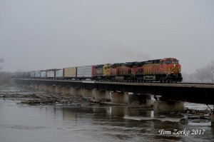BNSF 5692_010217.jpg