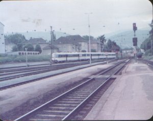 4030 319-0 DMU Villach West 83-05-29 s1.JPG