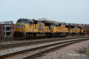 UP5123_022717.jpg