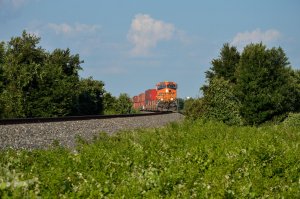 BNSF 5949 4 (Custom-Small).jpg