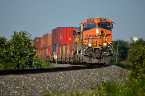 BNSF 5949 2 (Custom-Small).jpg