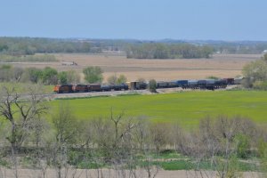 BNSF 3884_2_050718_2048.jpg