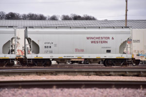 WWUX 9218_111218.JPG