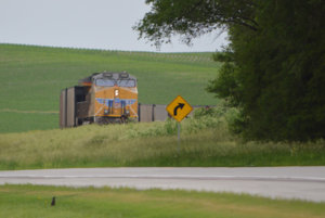 UP 2595_061119.JPG