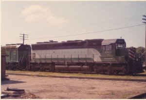 Tom's Trains_0001.jpg