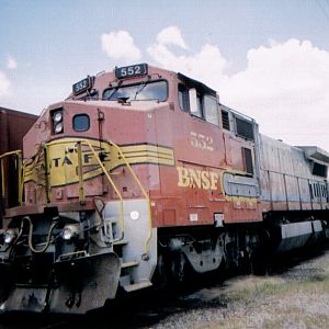 BNSF 552