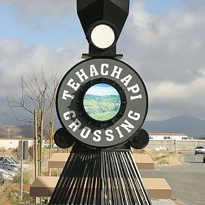Tehachapi Crossing