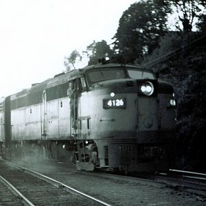 Ex-SPS FA-2@Bellingham WA | RailroadForums.com - Railroad Discussion ...