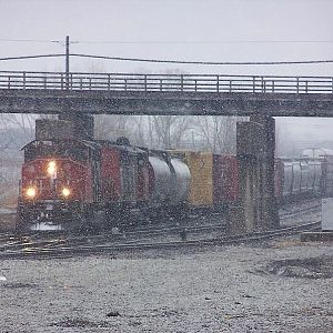 CN 5347 in the heavy snowstorm at Blue Island