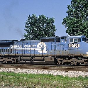 Conrail  C40-8W