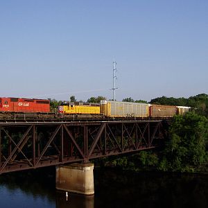 CP 6015 crosses the scenic Wisconsin River