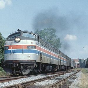 Amtrak through Schenectady