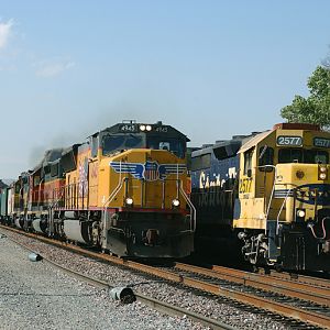 Westbound BNSF stacker at  Frost