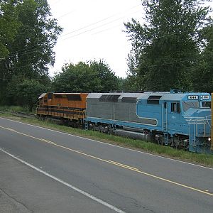 Maersk Loco 644 in consist at Minto on the Portland & Western.