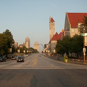 The Shot of the Arch and Union Station