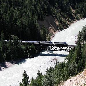 Rocky Mountaineer West over the Kicking Horse River