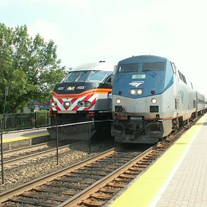 Metra meets Amtrak
