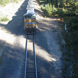 UP 6079 @ MP 195 tunnel, donner pass ca 9-23-06