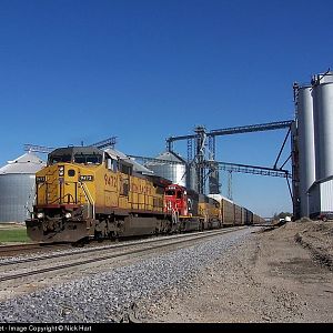 UP 9472 at Ransom, Illinois on October 14th, 2006