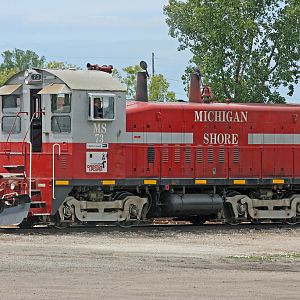 MS #73 (SW1200) working the yard in Muskegon, MI