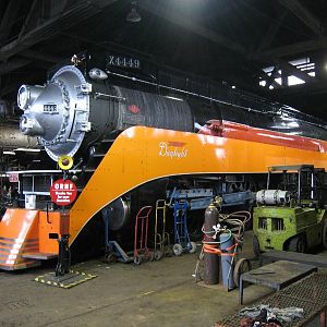SP 4449 in Brooklyn Roundhouse