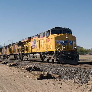 UP 7789 leads an EB doublestack