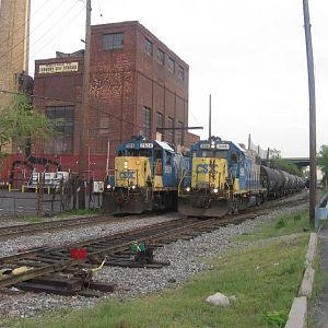 NYS&W crews switch the yard with CSX diesels