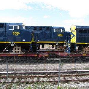 NEW MRS GE Locomotives on flat cars. Erie, PA. 9-7-2008