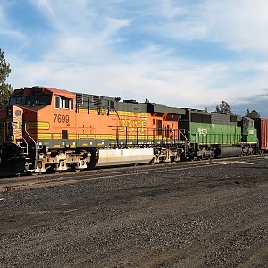 BNSF 7699 and 8139