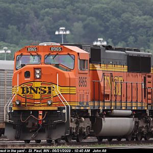 BNSF 8965 Pusher at Rest