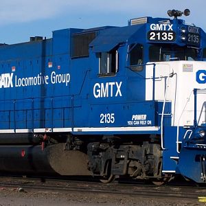 GMTX 2135 GP38-2M