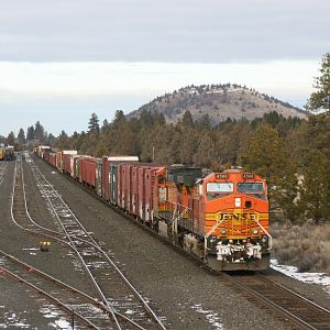 BNSF 4566 South at Bend, OR