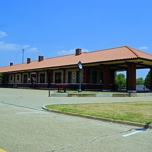Russellville, AR Depot
