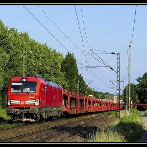 193 334 in Leverkusen-Alkenrath with GAG 49569 (DB) Zeebrugge Ramskapelle - Bochum-Langendreer (Uml.)