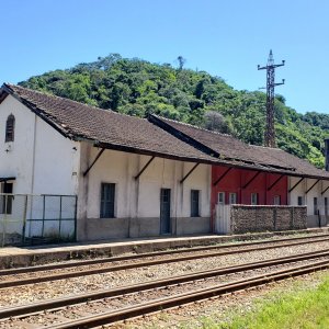 Neri Ferreira station