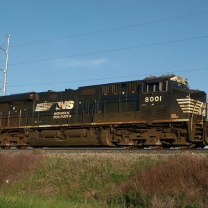 NS 8001 ES44AC