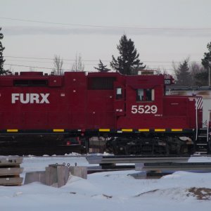 FURX 5529 GP38-2