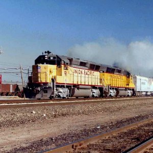 EMD GP40x's