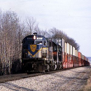 D&H C420 stack train