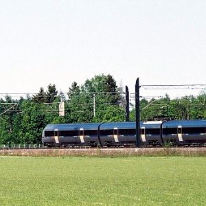 The airport train on the run