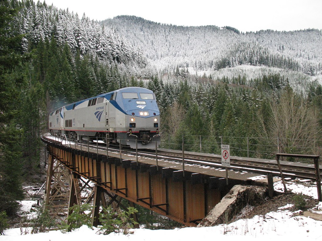 Amtrak 14 at Salt Creek