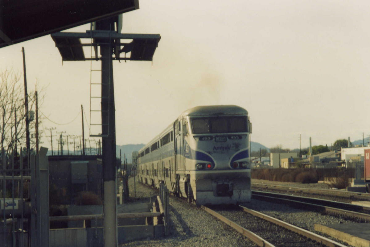 Amtrak 453