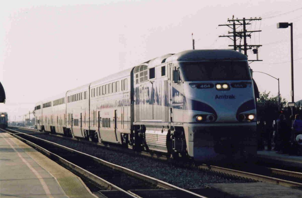 Amtrak 464