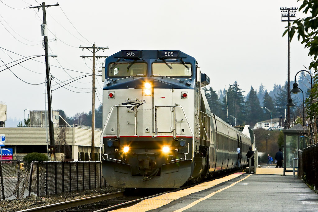 Amtrak Train #513 with P32-8BWH 505