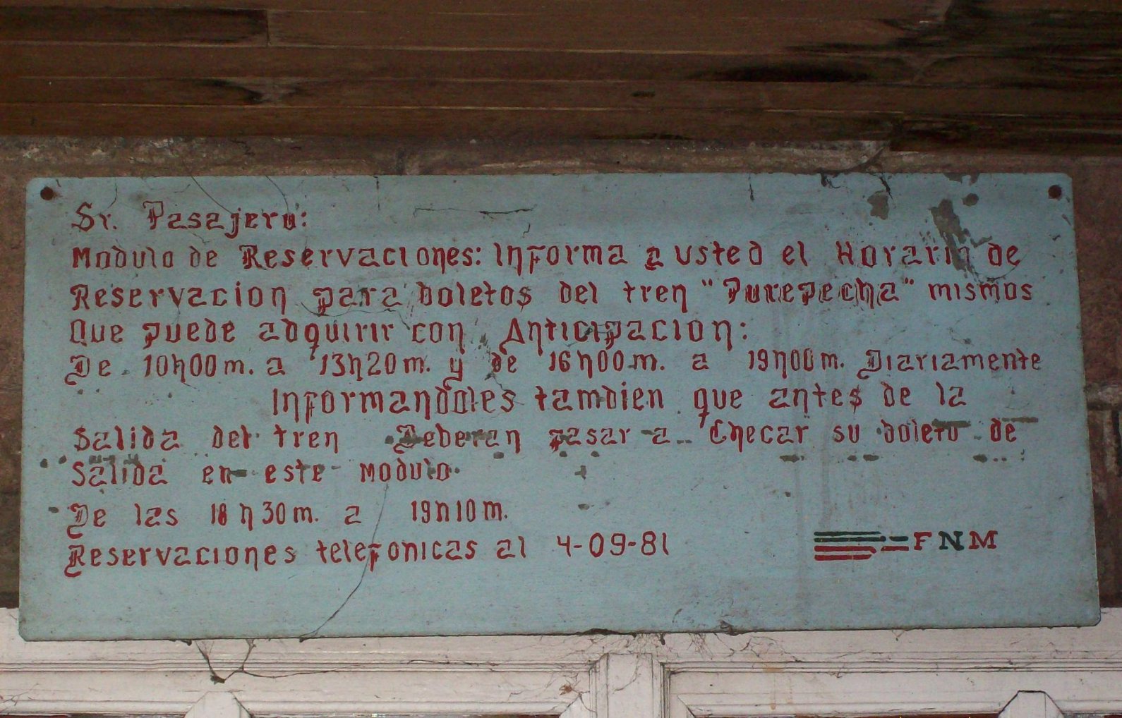 An Old Advice in Uruapan Station